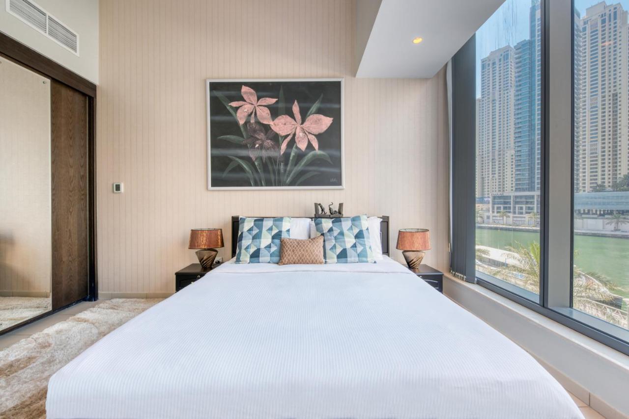 Maison Privee - Big, Bright, Luxury Marina Views Apt Next To Beach دبي المظهر الخارجي الصورة