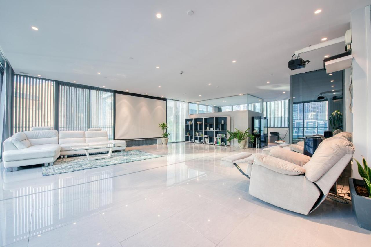Maison Privee - Big, Bright, Luxury Marina Views Apt Next To Beach دبي المظهر الخارجي الصورة