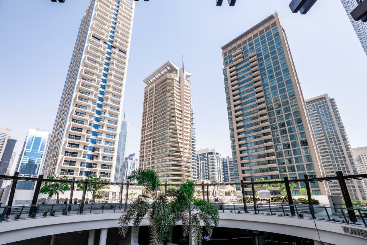 Maison Privee - Big, Bright, Luxury Marina Views Apt Next To Beach دبي المظهر الخارجي الصورة