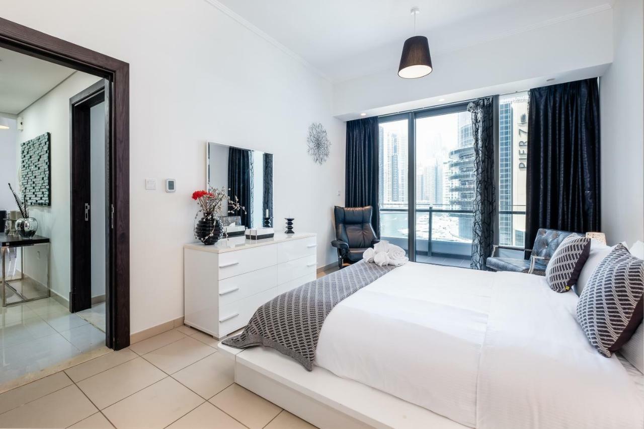 Maison Privee - Big, Bright, Luxury Marina Views Apt Next To Beach دبي المظهر الخارجي الصورة