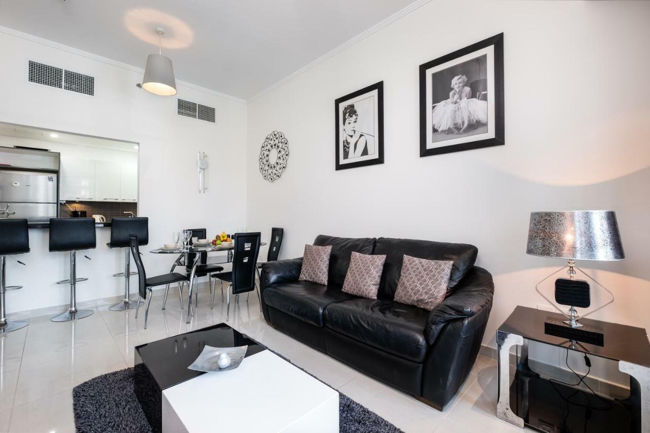Maison Privee - Big, Bright, Luxury Marina Views Apt Next To Beach دبي المظهر الخارجي الصورة