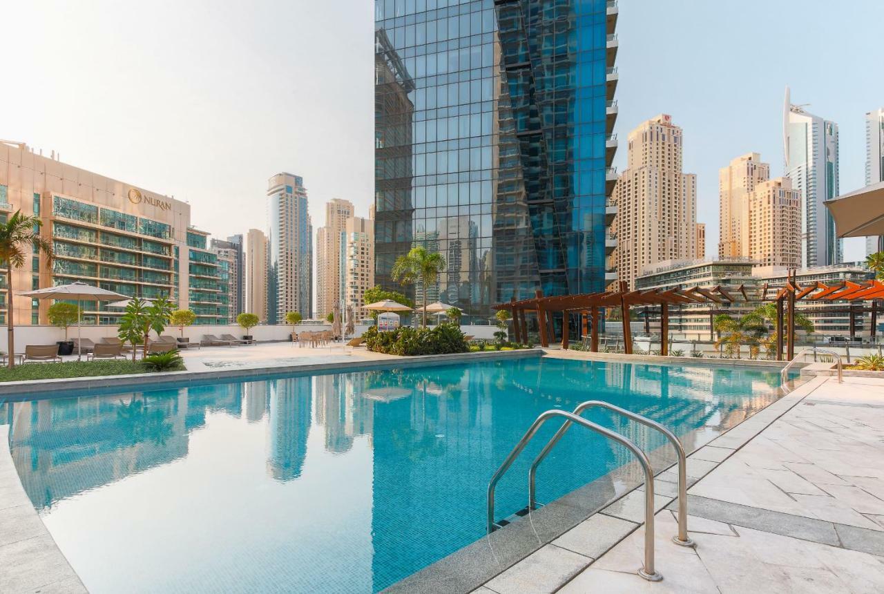 Maison Privee - Big, Bright, Luxury Marina Views Apt Next To Beach دبي المظهر الخارجي الصورة