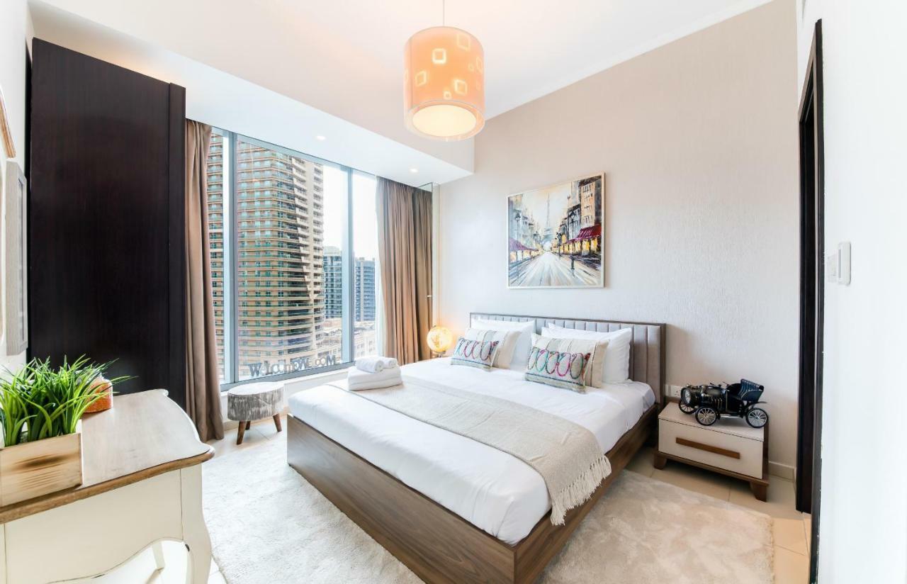 Maison Privee - Big, Bright, Luxury Marina Views Apt Next To Beach دبي المظهر الخارجي الصورة