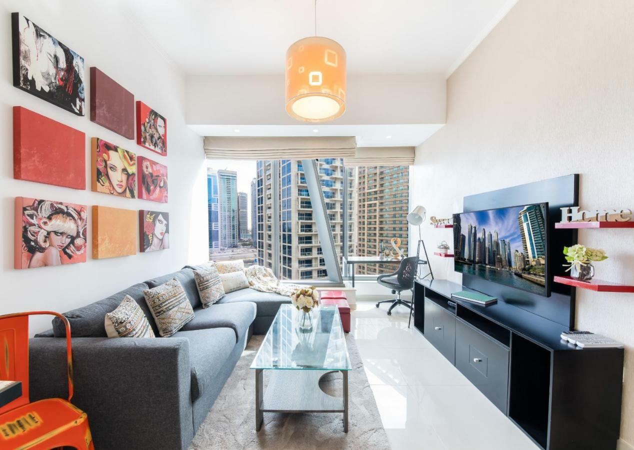 Maison Privee - Big, Bright, Luxury Marina Views Apt Next To Beach دبي المظهر الخارجي الصورة