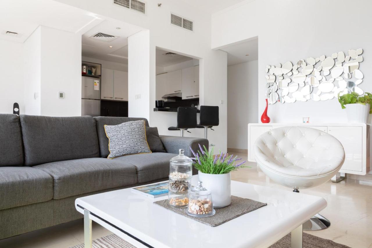 Maison Privee - Big, Bright, Luxury Marina Views Apt Next To Beach دبي المظهر الخارجي الصورة